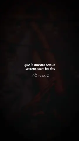 Que lo nuestro sea un secreto entre los dos 🍷 #amantes #galygaliano #galygaliano🎶🎧 #quenadiesepanuestroamor😎 #amor #amorsecreto #nosdevoramos #devoramos #aescondidas #deseo #lujuria #rolitas #rolitasromanticas #musicaromantica 