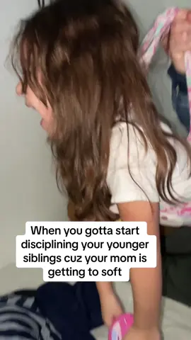 She’s still picking that wedgie to