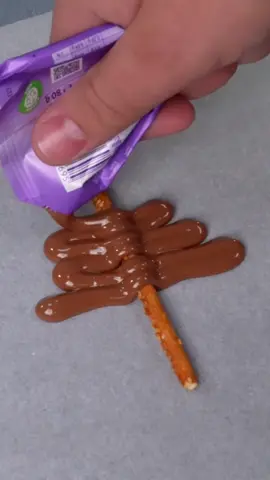 Nothing better than festive snacks 🤤