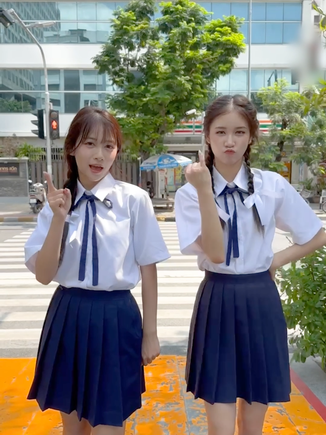 [💞💙] #KiboutekiRefrainTH   #KiboutekiRefrainTH_DanceChallenge   – School Uniform ver. 1 – #HoopBNK48  #PaeyahBNK48   NOW ON STREAMING ▶️ https://BNK48.bfan.link/1217-KiboutekiRefrainTH  #BNK4815thSINGLE  #BNK48  #CGM48