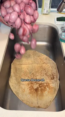 Homemade quesadilla #FoodTok #delicious #Recipe #mexican #howto #funny #fyp #trending #viral #foryou 