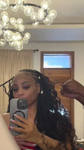 ON THIS EPISODE OF NIKOS LIVING ……LIFE UPDATE !!! Omg I’ve missed y’all 🥹 #nikosliving  #nigeria  #dettydecember  #hairbraiding  #vlogger  #familytime 