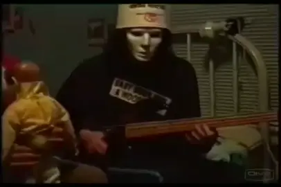 #weird#creepy #bass#preformance #bucketheadland #bucketheadnation #shred #slaping #guitar #buckethead 
