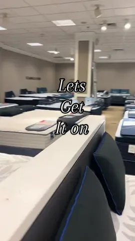 Why does my brain work the way it works?? 😂😂 but for real… how many you think the number is up to?? 🤔😂 #abandoned #mattress #mattressstore #thingsithinkabout #howmany #mallhotel #mattressactress #hmmm #brains #intrustivethoughts 