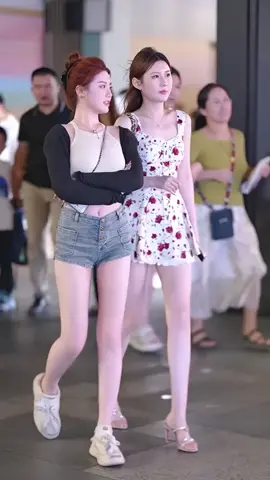 gái xinh dáng đẹp #xinh #hotgir #gaixinhtrungquoc #meme #dance #gaixinh #gaixinhtiktok 
