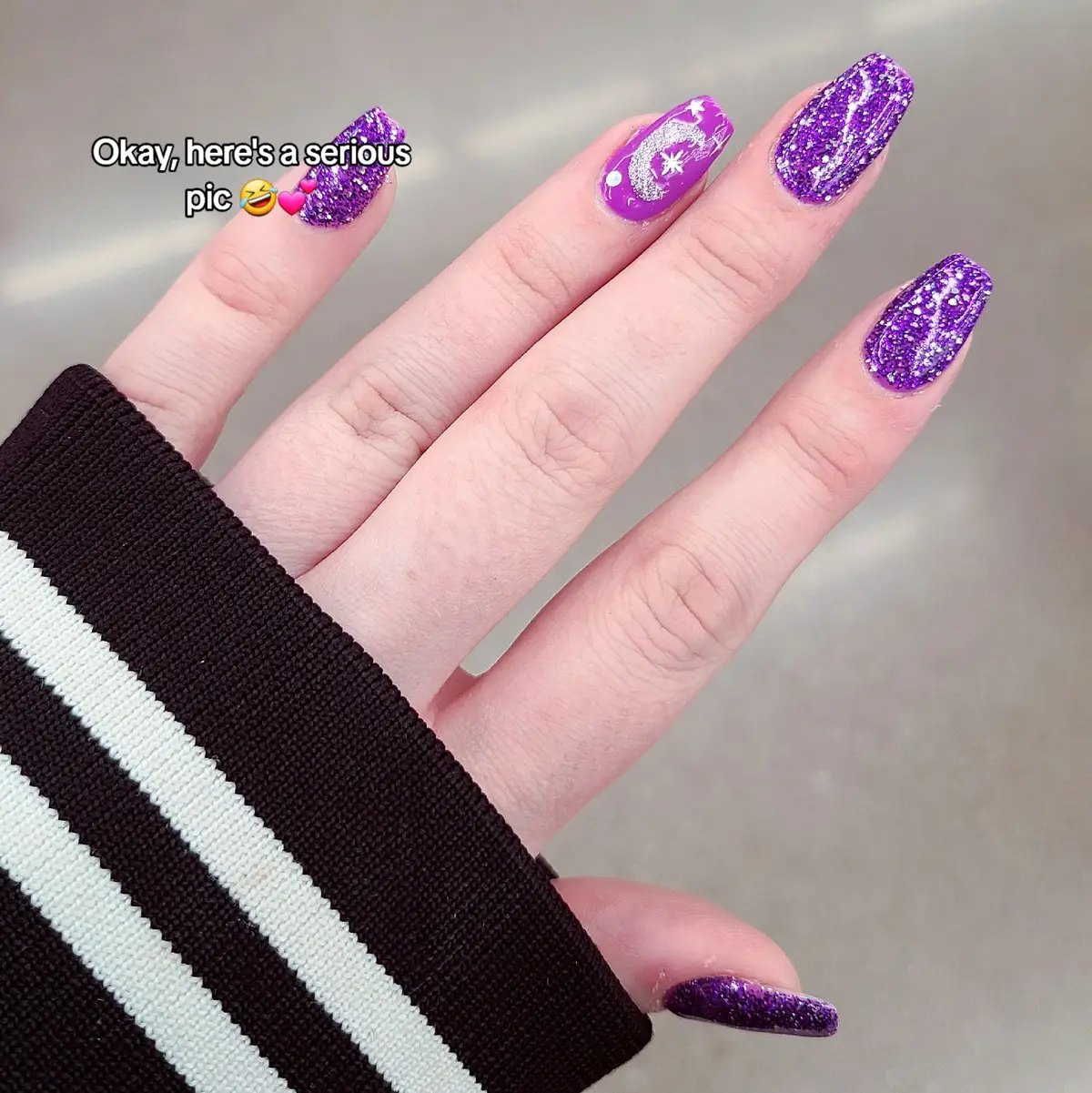 I have no idea who started this trend, but I find it so silly 🤣 #nails #nail #nailart #nailpolish #silly 