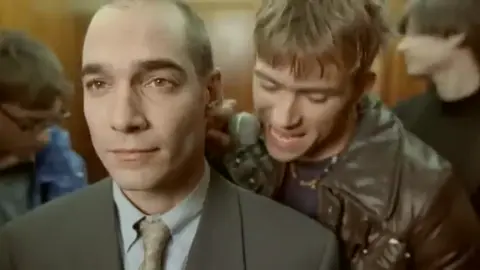 CHARMLESS MAN | #damonalbarn #blur #damonalbarn90s #damonalbarnsupremacy #blurband #grahamcoxon #fyp #gorillaz #foryou #britpop #blurlive #fup 