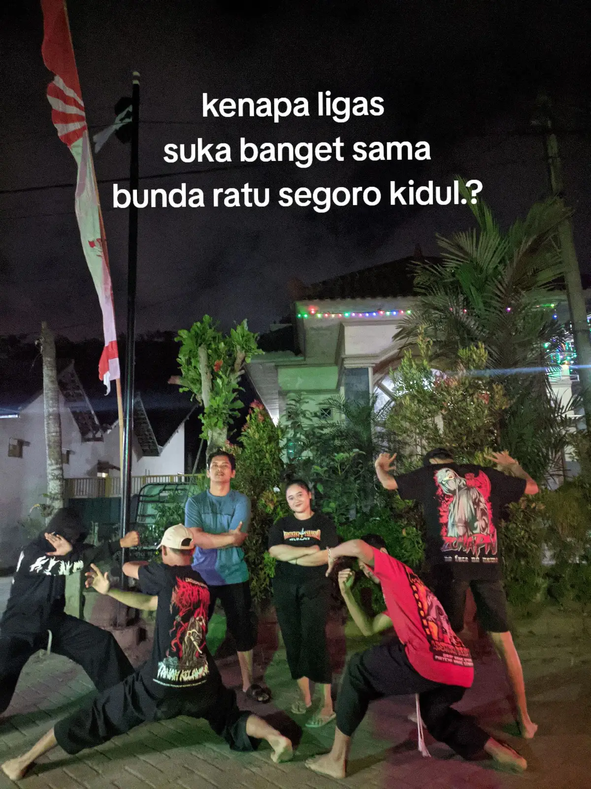 suka banget sama bunda ratu