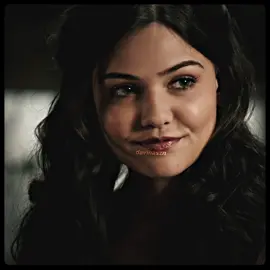 davina casually performing a seance in the intro l #vsziry #davinaszn #davina #davinaclaire #davinaclaireedit #thevampirediaries #thevampirediariesedit #tvduedits #tvd #tvdu #tvdedits #tvdedit #theoriginals #theoriginalsedits #foryou #fyp #foryoupage 