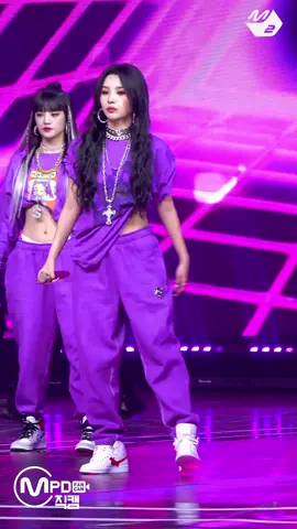 #soyeon #jeonsoyeon #mybag #chorus #fancam #tomboy #comeback #bside #stage #musicshow #gidle #leader #mainrapper #neverland #kpop #girlgroup #idol #fan #fyp 
