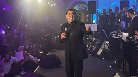 ‏وصاير ما بيجيني نوم قبل ما احكيكي ❤️🎶 ‏من أجواء حفل ليلة رأس السنة 🎊  ⁧‫#بيروت‬⁩ 🇱🇧 ‏⁧‫#وائل_كفوري‬⁩ ⁦‪ #WaelKfoury #NewYear 2024 #beirut #lebanon 🇱🇧 @Waelkfoury 