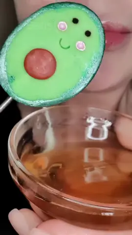 Mentahan Asmr Avocado dipped in honey!🥑cr:@Satisfying Lips 💋 ||#asmr