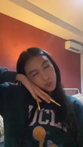 PEDULILINDUNGI LIVE GREESEL JKT48 - Sepupu Greesel JKT48 vs Netizen #jkt48 #greeseljkt48