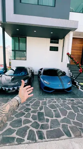 Llego al lambo al garage ya😍