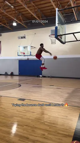 This shii takes mad energy bro 😂 — brb… I see the comments. Keep giving me ideas to try to we can master this one 💪🏾 #hamilt0njr #basketball #bouncedunk 