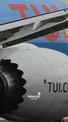 Tui 787 Dreamliner Departure 🛫 #aviation #nomadic_aviation #tui #dreamliner 