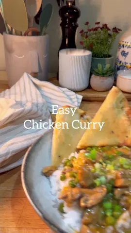 Excuse the hungover voice😵‍💫 This def isnt an authentic curry but it hit the spot in our house today🙌🏻 What you need: 12 boneless chicken thighs  1 Onion 3 Garlic Minced  1 Tbsp Ginger Minced  1 Tsp Paprika  1 Tsp Garam Masala  1 Tap Coriander 1 Tsp Cumin 2 Tbsp Curry Powder  250ml Chicken Stock  400g Can Coconut Milk 1 Mug Peas Defrosted  1 Tbsp Tomato Purée  1-2 Tbsp Cornflour mixed with double water(I used 2 with 4tbsp water)  What to do: Heat oil in a pan, add chopped chicken thighs, 1 tbsp curry powder, season and cook for 3-5 mins until starting to colour. Mix in onions, cook for 2-3 mins Add in garlic & ginger, mix through for 1-2 mins Pour in chicken stock, coconut milk, peas & simmer for 10-15 mins. Add in cornflour and simmer for a couple of mins.  Serve with rice 🍚  #rice #chickencurry #curry #chicken #fyp