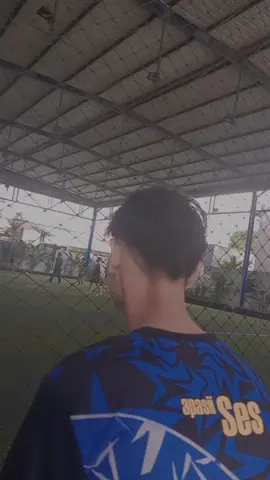 pengen main,tapi sekarang udah takut kalau mainnya terlalu jauh bisa cedera😓#fyp #fypシ #futsal #foryou #futsalplayer 