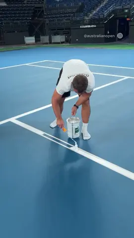 Soooooo satisfying... The courts are painted and ready for the Australian Open! 🎾🖌️