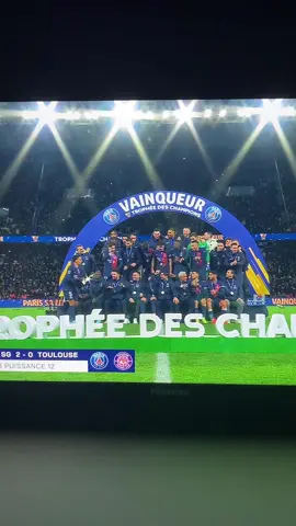 Paris remporte le 🏆 des champions #psg #mbappe #france #football #2024 