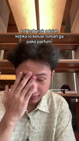sedih sesedih-sedihnya, padahal emg terpaksa keluar krn internet rumah metong 🙃 #parfumviral #parfumtok #fragrancetok #wangi #wangiseharian #parfum 