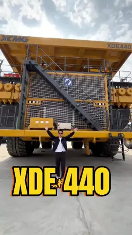 Máy xúc XDE440 DO Trung Quốc sản xuất #xde440  #xde  #mayxuc  #noidiatrung  #thinhhanh  #shopndt01 