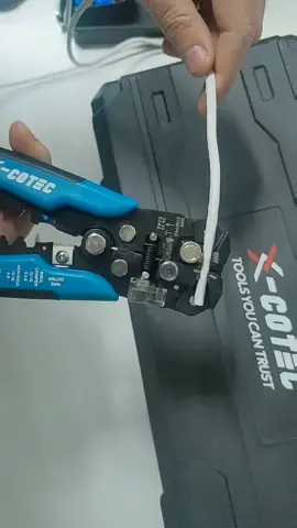 electrician good tool #wire #wirestripper #fyp #DIY #electrician #electric #handtools #latest #stripper 