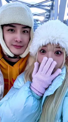 우리가 뭘 보고 놀랐는지 맞춰주세요❄️ #カップル #couple #couplegoals 