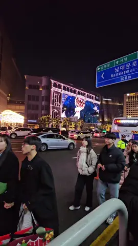 #fyp #foryou #foryoupage #fyp viral #korea #hellokorea #korea4k #korea4ktour #seoultravel #fyp> #foryourpage #fypage> #viralviews #nightlife #visitkorea #lovekorea 