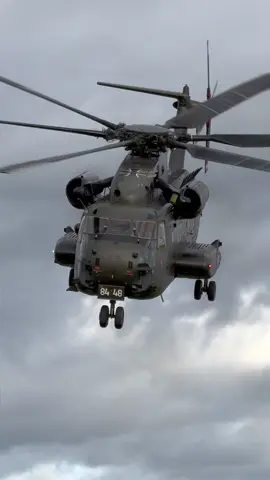 First Reel in 2024 -The mighty German Airforce CH-53 GA during takeoff in windy weather conditions. . © earth_and_sky_photo (reposts welcome when mentioning & tagging me🤙🏻) . #avgeek  #hsg64 #ch53g #ch53 #machinegun #germanarmy #germanairforce #germany🇩🇪 #bundeswehr #bundeswehrkarriere #helicopter #hubschrauber #charlyhorse #militaryhelicopter #Militär  #trainingarea #aviation #aerospace #aerospaceengineering #military  #militaryaviation #militaryaircraft  #traintowin 