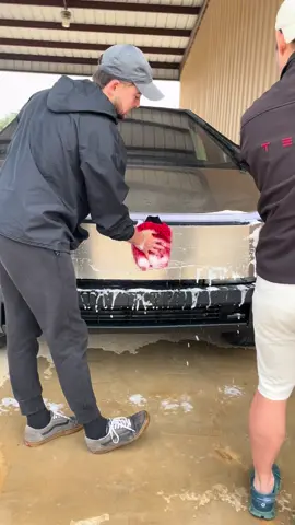 Washing the #cybertruck before wrapping it. Follow along on social and Youtube channel for all the updates! #tesla #wrap #detailing #teslacybertruck #washingcars #tesladetailing #cardetailing #carwash #claybar #boarbrush 