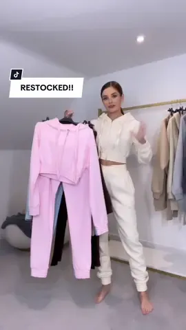 LOOK WHO’S BACK! 👸🏼💕 #fyp #viral #viraltracksuit #tiktokmademebuyit #talliahroseuk 