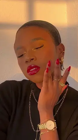 Red lipstick or Die 💋 such a bold color that elevate your look @Clé de Peau Beauté US ❤️ #lipsticktutorial #redlipstick #redlips #lips #lipsticks #red #beauty #beautycreator #beautyinfluencer #luxurylifestyle #luxurybeauty #luxurylipstick #cledepeau 