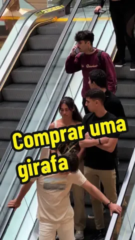 Tenta advinhar qual é o personagem do segundo take. 
