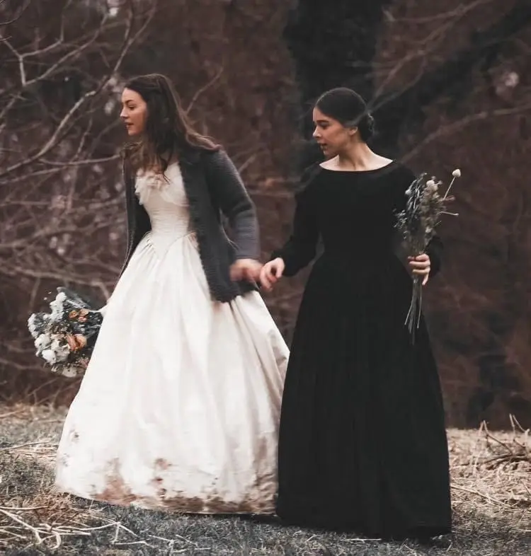🎥 | Dickinson #lesbiancouple #emily #sue #dickinson #series #lgbt🌈 #wlw #lesbian #foryou #wlwedit #fyp #viral #loveislove🌈 #lgbtq🏳️‍🌈 #gledit #novias #serieslgbt #sueyemily #peru🇵🇪 #lequiwis🌈 