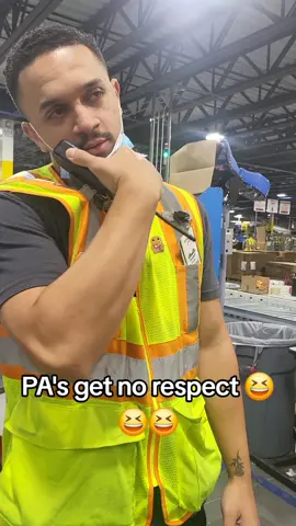 They think managers lowkey  #amazon #warehouselife #fyp 