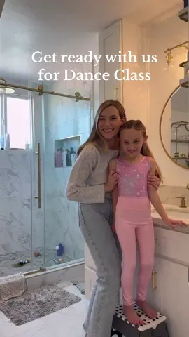 I had no clue what I was getting myself into when I agreed to let her be a dancer 😂 I didn't grow up in the dance world. But I remember being a little girl and wishing I did so when my daughter started to fall in love with dance I promised myself I'd support her dreams. Just like I will for my other 2 kids with whatever their dreams are! I've learned so much about being a dance mom (& actively work to make sure I'm not one of the crazy ones 🤪) but since it's become such a big part of our weekly schedule I figured I should start sharing more of it with you guys! If you have questions, ask away and I'm happy to answer!  #dancemom #girlmom #momofgirls #getreadyfordanceclass #dancerlife #littledancer #momvlogger #ditlofamom 