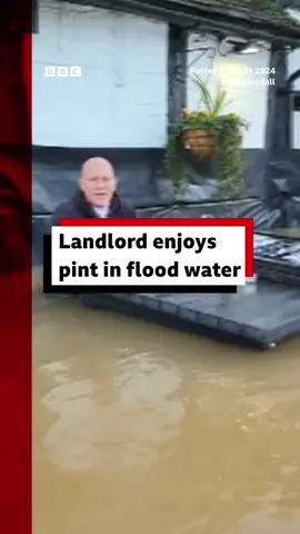 Keep calm and carry on... I guess?  #Worcestershire #SevernStoke #Floods #UK #MET #MetOffice #Weather #UKWeather #BBCNews 