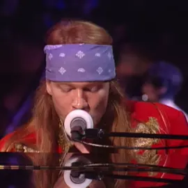 #GUNSNROSES “November Rain” #axlrose #fyp   