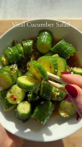 healthy snack inspo🥒🥗 see full dressing details below! What you need: 5-6 mini seedless cucumbers 2 tbsp soy sauce or coconut aminos 1 tbsp rice vinegar 1 tbsp honey 1 tbsp chili garlic sauce 2 stems of green onion 1 tbsp sesame seeds 1 clove garlic 1 tsp sesame oil 1/2 inch grated ginger (optional) #healthysnacks #healthyfood #healthyrecipes 