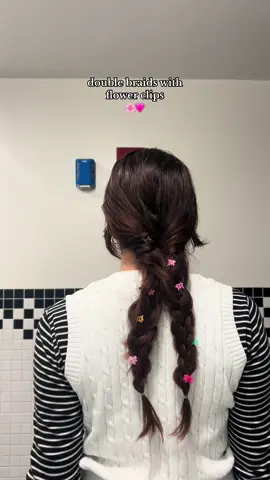 the flower clips add sooo much to the double braids!! 🩷 #easycutelazyhairstyles #quickeaayuphairstylesforwork #lazycomfyhairstyles #lazyworkhairstylesmediumlength #lazyofficehair #cutetrendyeasyhairstyles #forthegirls #girlyhairstyles #hairtok #hairstyles 