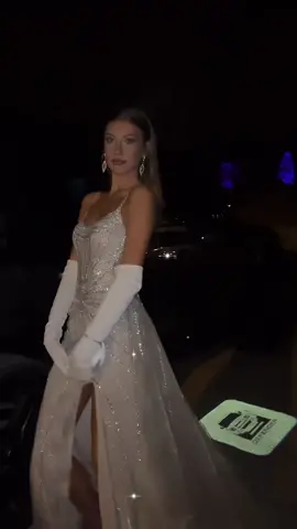 @Natalia Taylor looking oh so DIVINE in #cd993 crystal nude gown #ladivinebabe #promdress #eveninggown #redcarpetgown 