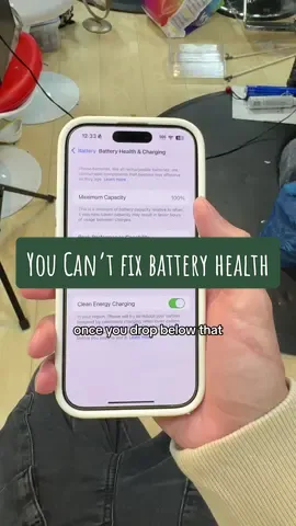 Battery health is supposed to go down. Don’t worry about your 98% battery health. #iphonetips #iphonebattery #batteryhealth #iphonetricks #ios #savebatterylife #techtok #techtoktips #hitomidocameraroll 