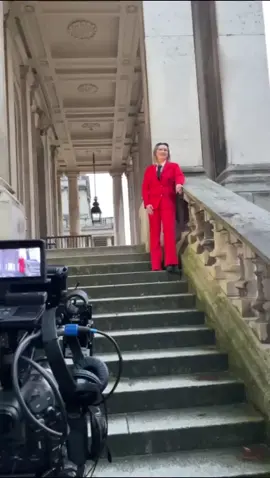 It’s the last clip for me 😂🤦🏼‍♀️ ‘Nothing to see here’ 👀 Just some bloopers/outtakes from the day we filmed my Movies/TV shows to look out for in 2024 segment 🎬😅 Did you catch it on The Edit at New Year on @BBC Scotland? If not, then get yersels over to BBC iPlayer & catch up on this nonsense asap 😆🍿 Thanks so much again to the amazing  #oldroyalnavalcollege for letting us loose in their iconic grounds 🤩❤️  #bbctheedit #theeditatnewyear #movies2024 #tvshows2024 #whattowatch #ornc #thepaintedhall #visitgreenwich #greenwich #filminglocation #bloopers #outtakes #movierecommendations #tvshowrecommendations #entertainmentreporter #scottish #scottishtiktok #celebrityinterviewer #tvpresenter 