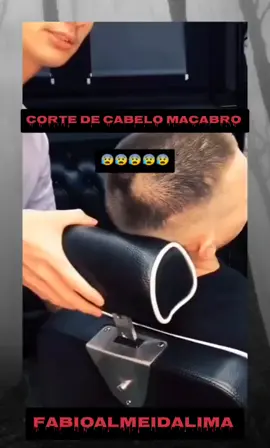 Corte de cabelo macabro 😰😰😰 #perturbador😰😰 #assustador #cabelo #macabro #terror #bizarro 