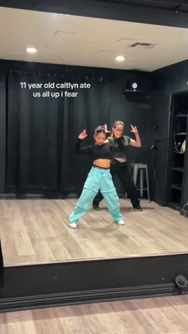 yes, she learned this in an hour #kellysweeneychoreo 