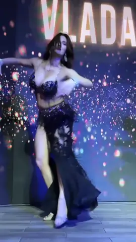 Arab belly dance exotic art. #arab #bellydance 