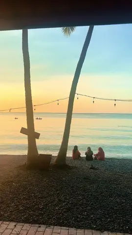 MasyaAllah, Tojo Una Una, Sulawesi Tengah seindah ini ternyata! #tojounauna #ampana #sulawesitengah #tiktoktravel #fyp 