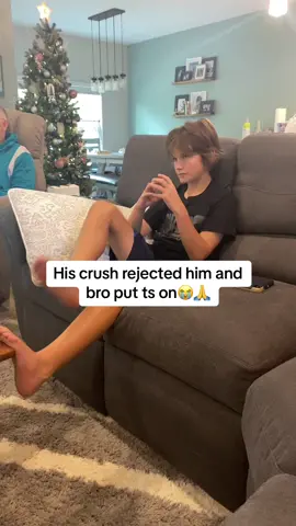 Bro is NOT homelander😭🙏 #hank 