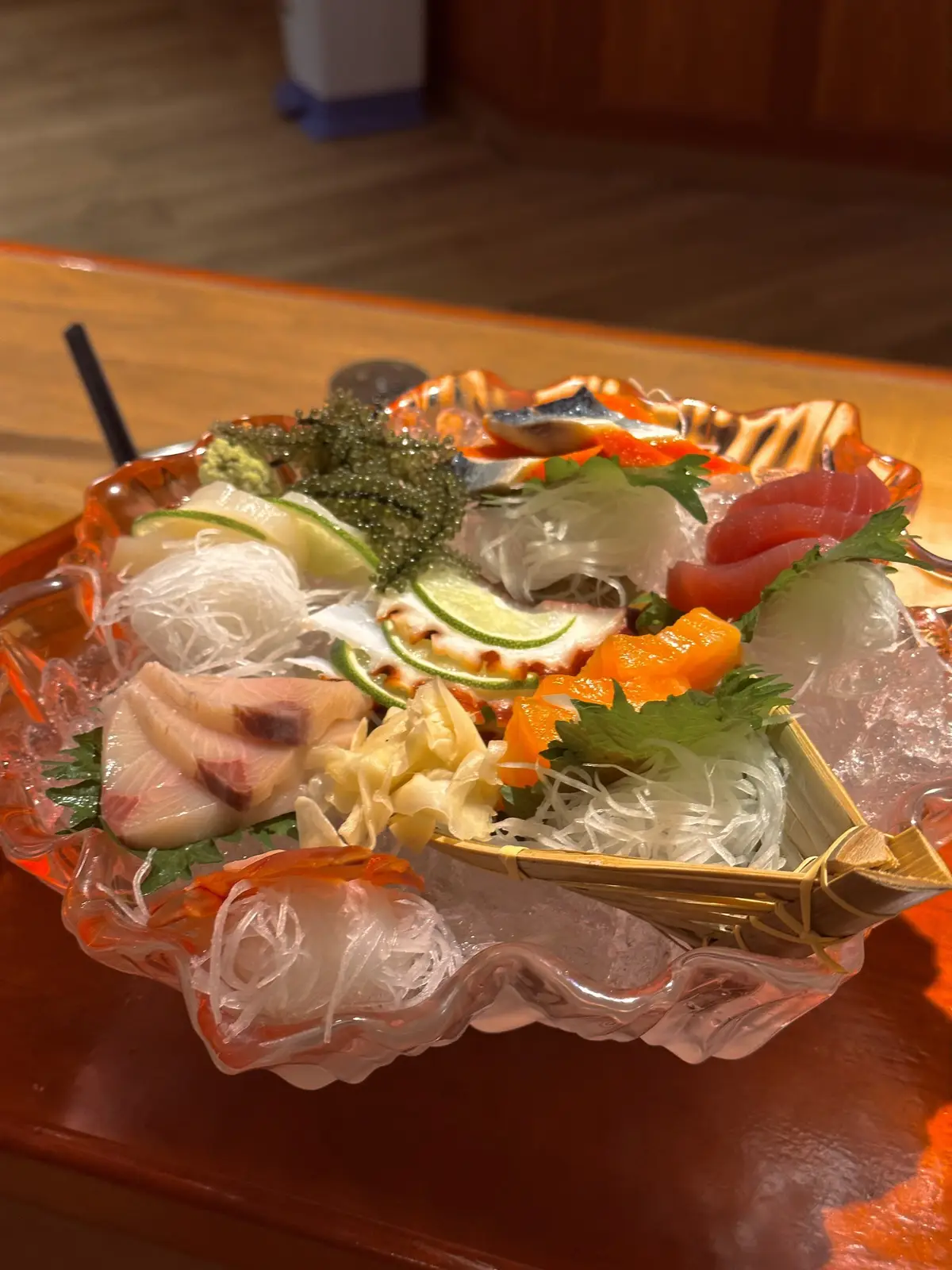 Sushi Dori vừa mới khai trương ở Cần Thơ. Đa dạng món từ sushi, sashimi, lẩu , nướng,….,Ngon - Rẻ - Chất Lượng - Đồ ăn tươi Không gian mang đậm chất Nhật, rộng rãi, có cả phòng riêng cho những ai thích riêng tư D/c số 6 Đại Lộ Hoà Bình #cantho #cantho65 